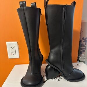 Black Knee-High Yume Yume Love Boots